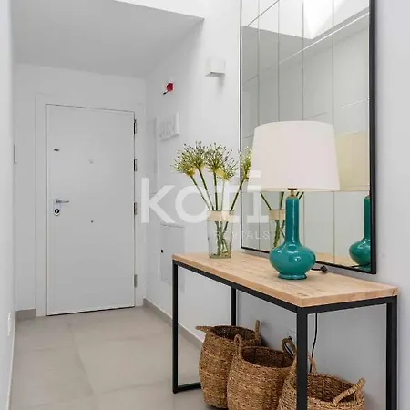 Lägenhet Koti - Stupa Hills Penthouse *